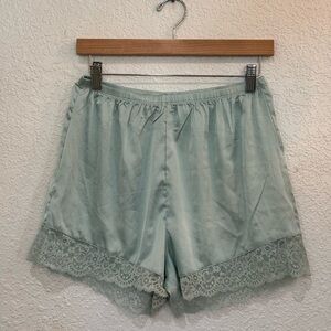 Elegant Lace Trim Sleep Shorts